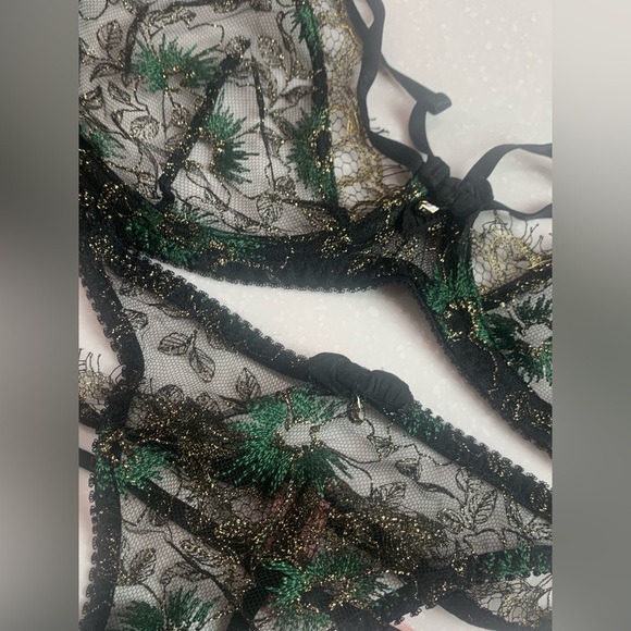 AGENT PROVOCATEUR CASTALIA Blk Gold Green FLORAL LACE BRA AND PANTY SET 34D NWOT - Picture 6 of 8